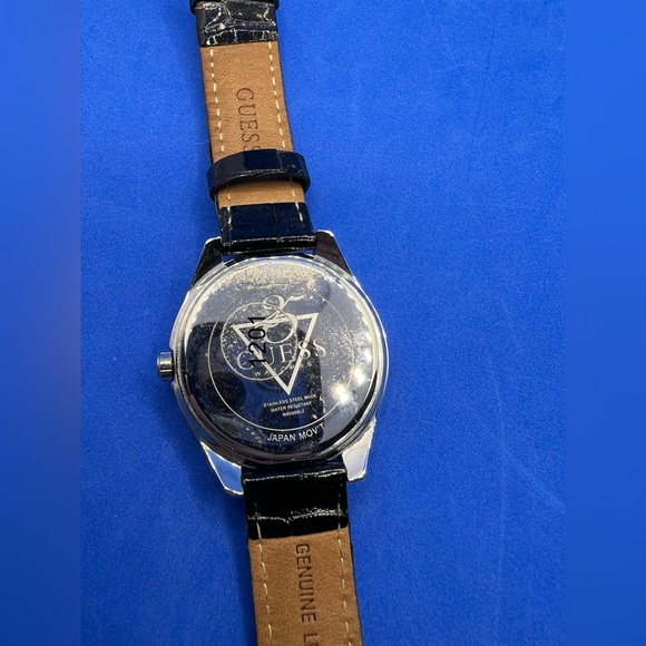 Authentic Guess Watch - Picture 8 of 10